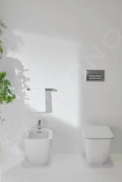 Ideal Standard Strada II - Staand Toilet Met Wc Bril SoftClose, AquaBlade, Wit T359801 11 Ideal Standard Strada II - Staand Toilet Met Wc Bril SoftClose, AquaBlade, Wit T359801 -Badkamerartikelen Winkel 15a4457e83ba53d22381b3ca